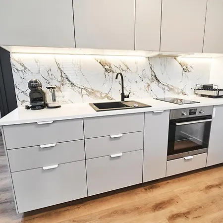 Blue Alpine Nest * Komenda