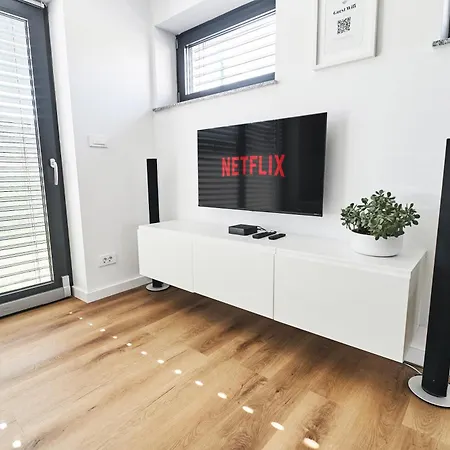 Blue Alpine Nest * Komenda