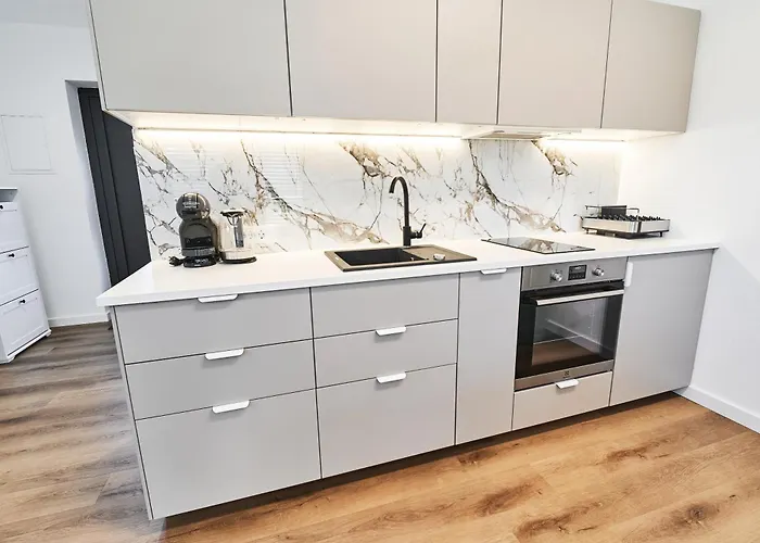 Blue Alpine Nest * Komenda